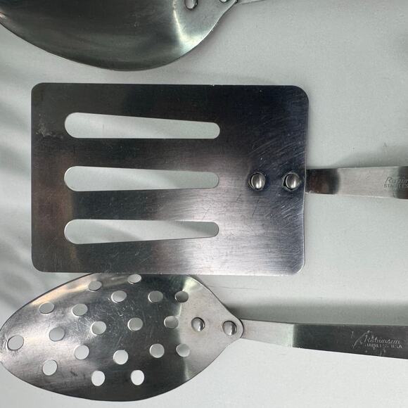 Vintage Robinson Stainless Steel Utensils Wooden Set of 3 -USA -Spoons Spatula - Picture 3 of 9